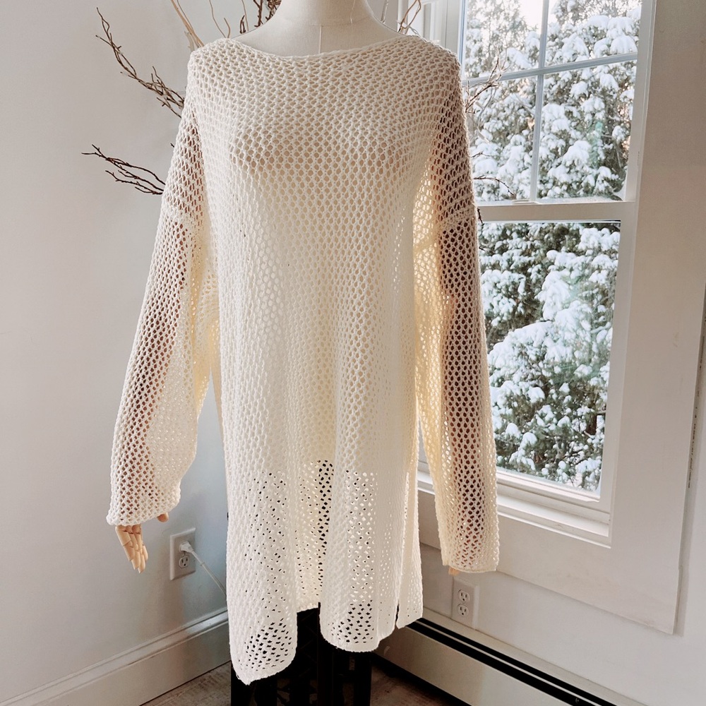 NEW ! BEAUTIFUL KNIT SWIMSUIT COVER UP/ TOP✨⭐️🩵